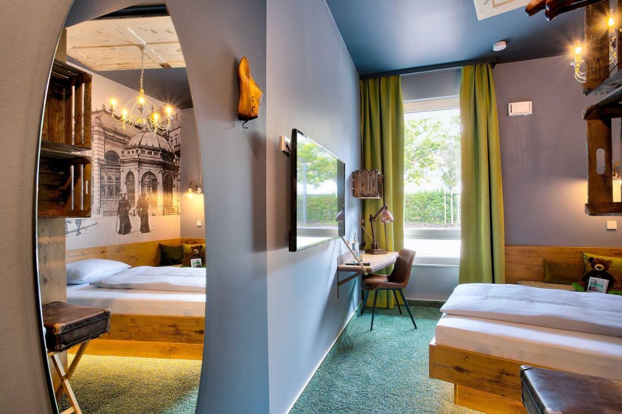 Tinytwice Hotel Wiesbaden Esterno foto